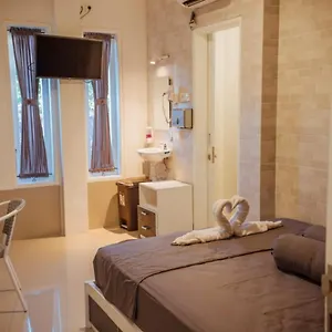 https://simple-kuta-bedroom.ubudhotelsnow.com