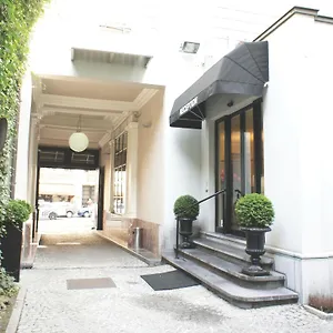 https://hotel-la-legende.brusselshotelsbook.com